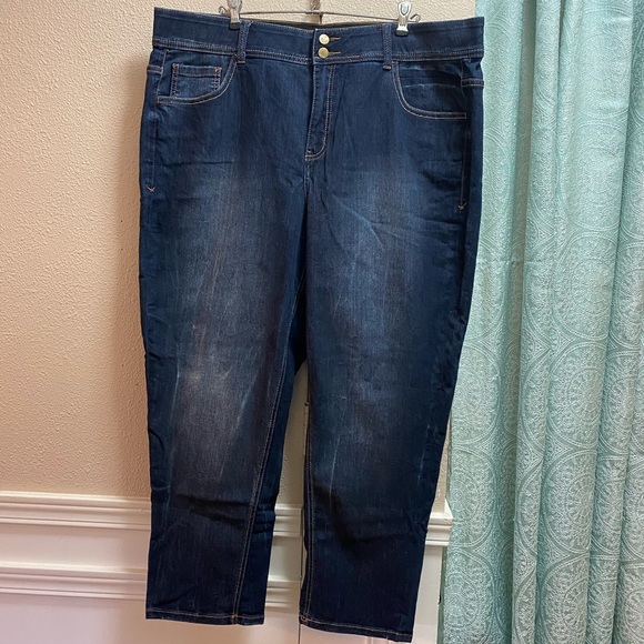Lane Bryant | Jeans | Lane Bryant Crop 